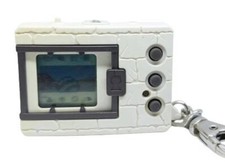 Vintage 1990s Bandai Digital Monsters Digimon Version 2 White Virtual Pet