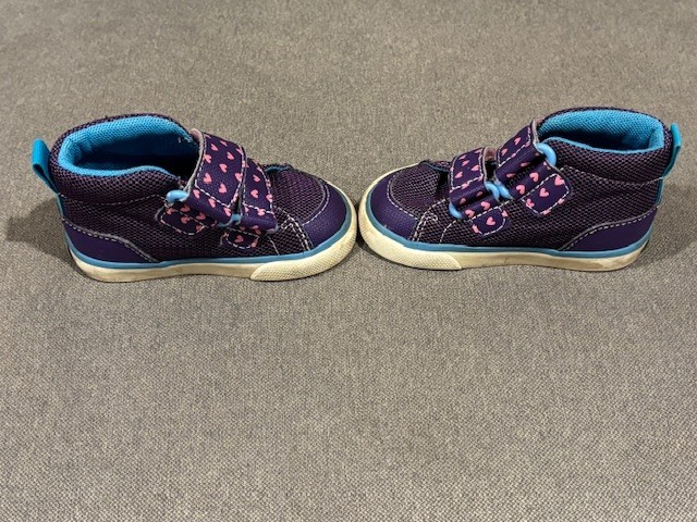 See Kai Run Dean Adapt Sneaker 5 toddler Purple with heart closure