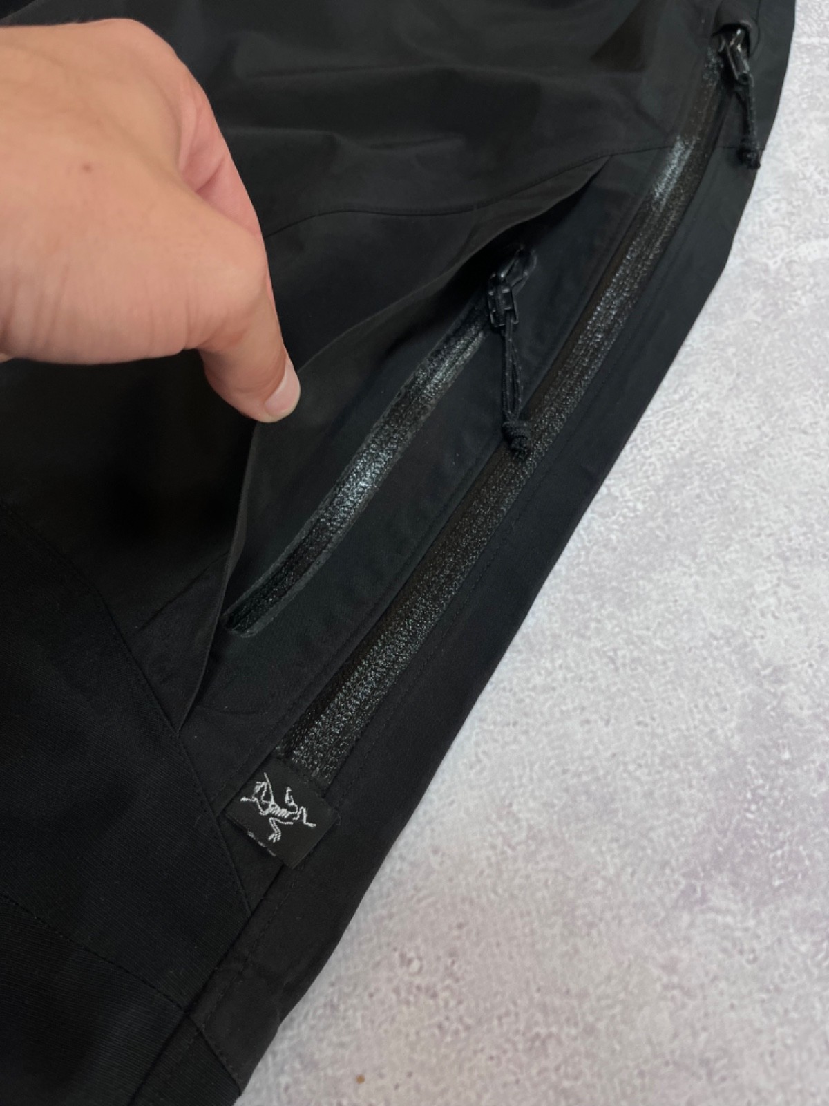 ARC'TERYX GORE-TEX BIB PANTS VINTAGE SKI SNOWBOARD HIKING SIZE M MADE IN CANADA thumbnail 5