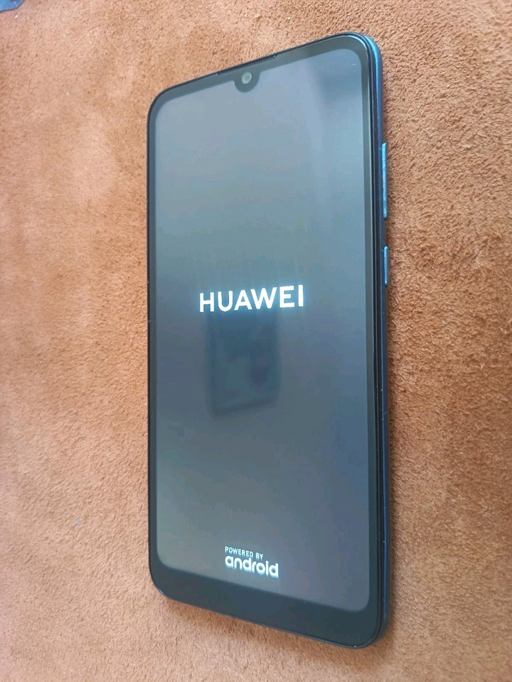 Huawei Y6 2019 - 2GB/32GB - Blu Dual SIM - Immagine 3 di 4