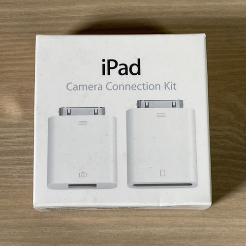 Apple MC531ZM/A iPad Camera Connection Kit For iPad 1st, 2nd & 3rd Generation