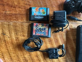 SEGA GENESIS Model 2 Console MK-1631. Bundle with Controller MK-1653 & 2 games