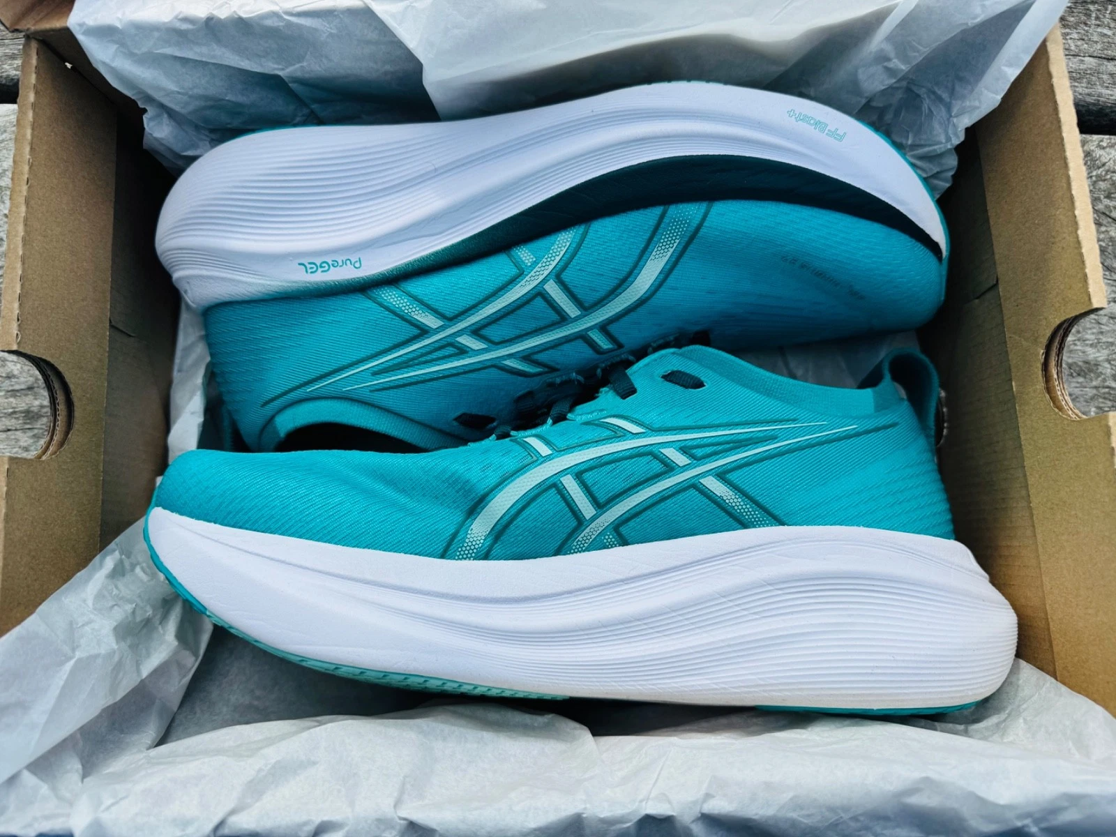 ASICS GEL Nimbus 27 Uomo Running Trainer UK 8.5 Wave Teal Sasson Green