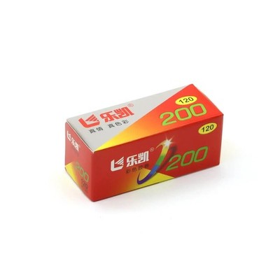 Lucky Color 200 C41 Film 120 Medium Format 10/2027