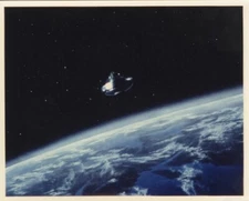 UFO 1970's TV Sci Fi Space ship model Gerry Anderson Vintage 8x10 Color Photo