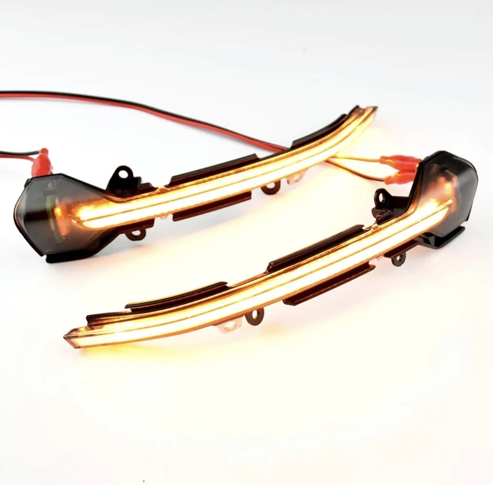 Indicadores LED dinámicos de espejo retrovisor Seat Leon MK3 e Ibiza MK5 (PAR) Foto 3 de 4