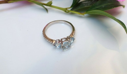 0.7ct Natural Aquamarine & Diamond Engagement Ring 14k SOLID White Gold Trilogy - Picture 2 of 15