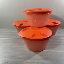 Tupperware Duo Bowls Set of 4 w/ Seals Orange Lids Lock Together 2 Cup New!