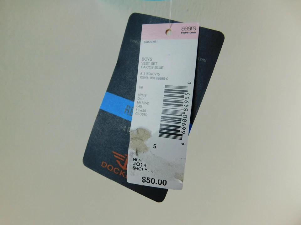 DOCKERS 4 件 西装套装,男孩尺寸 5 裤子、衬衫、背心、领带、口袋方形全新带标签 — 第 4/4 张图片
