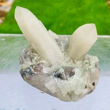 299g Rare Natural Quartz Crystal Cluster Fluorite Cut Base Specimen Healing