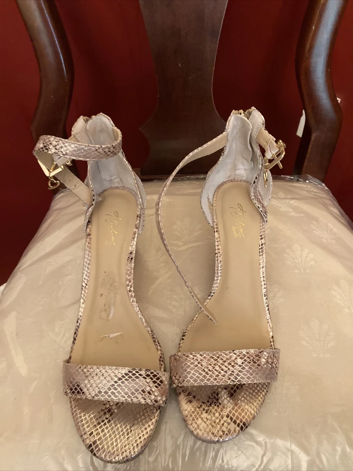 Sandalias Thalia Sodi para mujer piel de serpiente punta abierta con tiras talla 9,5 M envolventes alrededor del tobillo Foto 2 de 4