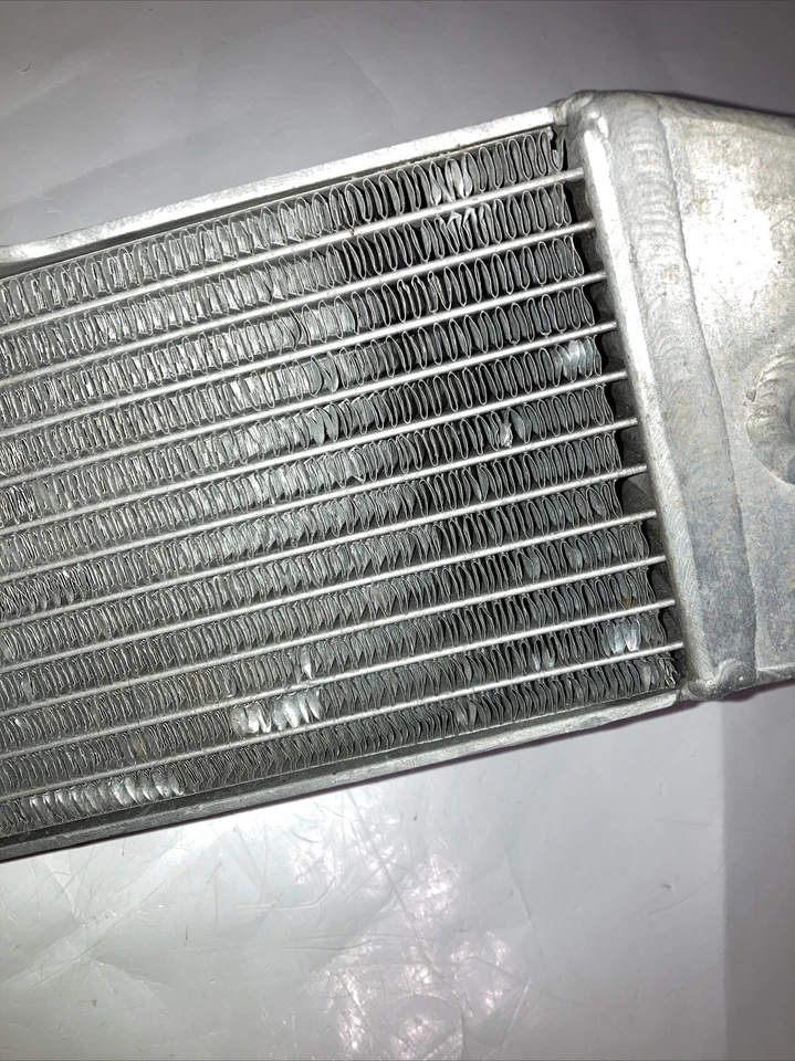 2005 YZ450F Left Side Radiator OEM Cooling System 5TA-1240A-00-00 Yamaha YZ450F - Image 2 of 4