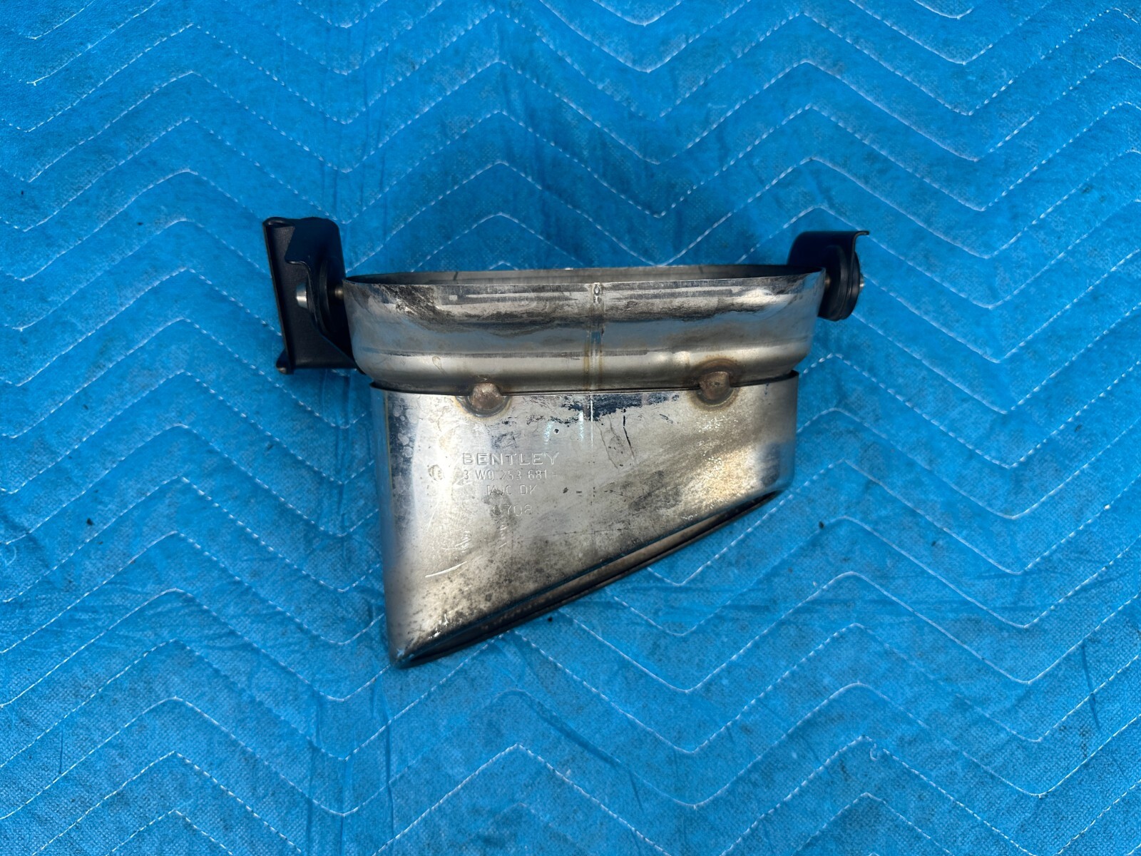 Bentley Contin Flying Spur Exhaust Tail Pipe Tip Driver's Side 29k 2006-2012 OEM