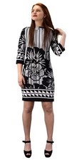Floral Placement Border 3/4 Sleeve Shift Dress Black White Missy Small