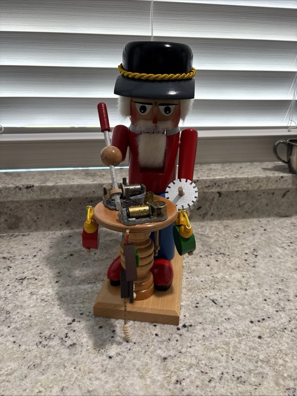 Steinbach Musical Nutcracker Clock Maker Working Music Box 13” Germany RARE
Opens in a new window or