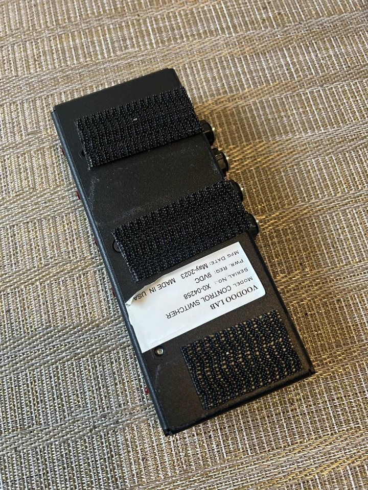 Interruptor de control Voodoo Lab Interruptor de canal amplificador midi, hecho en EE. UU. Foto 4 de 4