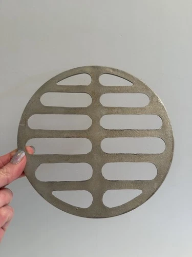 Wagner Ware Dutch Oven  Roaster Cast Aluminum 7 1/2" Round Trivet