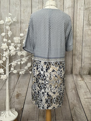 Viz.a.viz Blue And White Dress With Short Sleeves Size 14/16. - Picture 11 of 14
