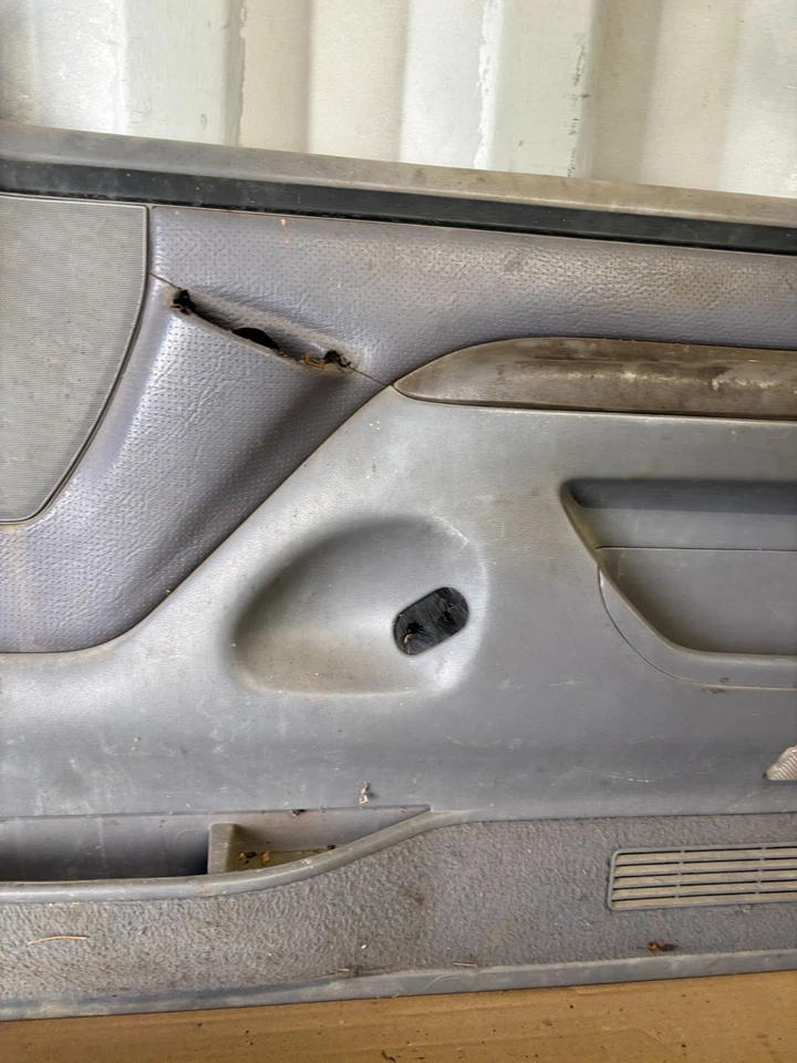 Ford F250 F350 F150 1992 94 95 1996 paneles de puerta gris proyecto de energía en bruto gris OE Foto 3 de 4