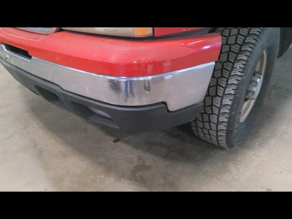 Used Front Bumper Assembly Front fits: 2006 Chevrolet Silverado 1500 pickup exc. Foto 4 de 4
