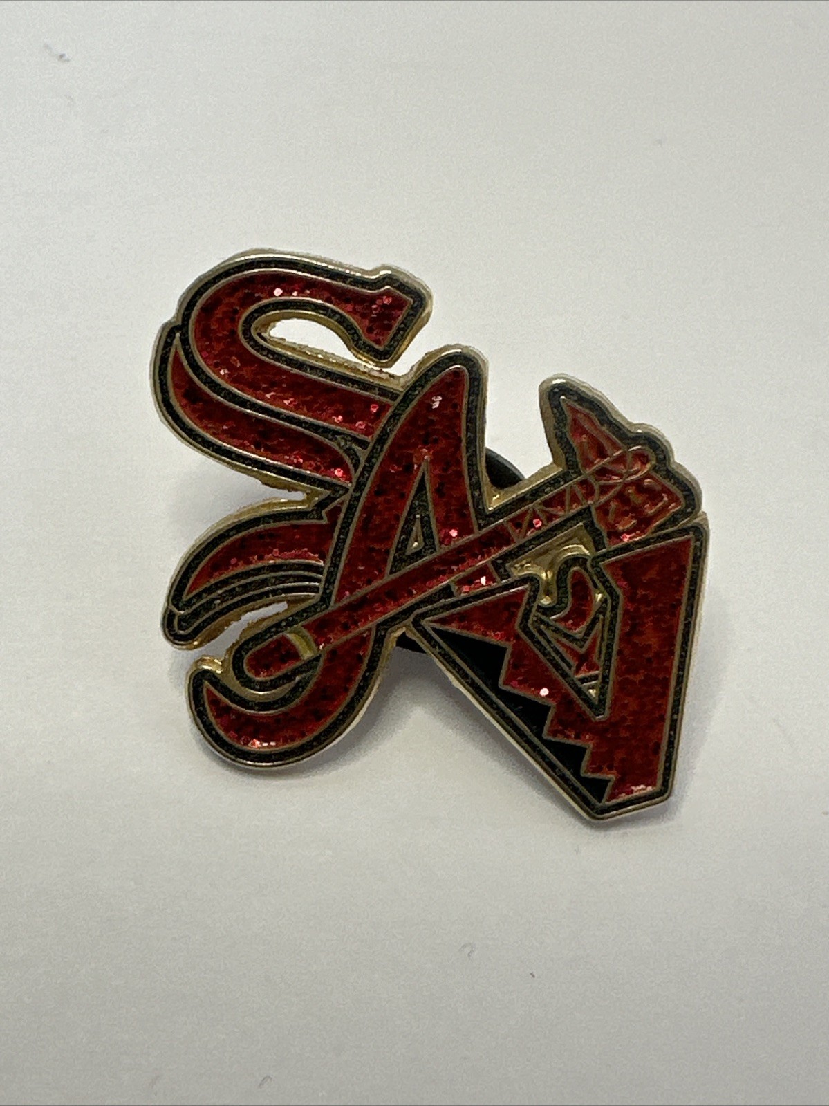 Super Solid Sav Pin not Hat Club Rushmore Red Glitter Details