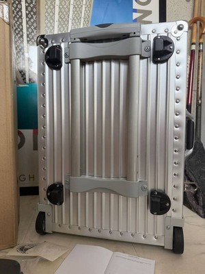NEW Rimowa Tropicana 40L Silver 2 wheels Carry Case Suitcase