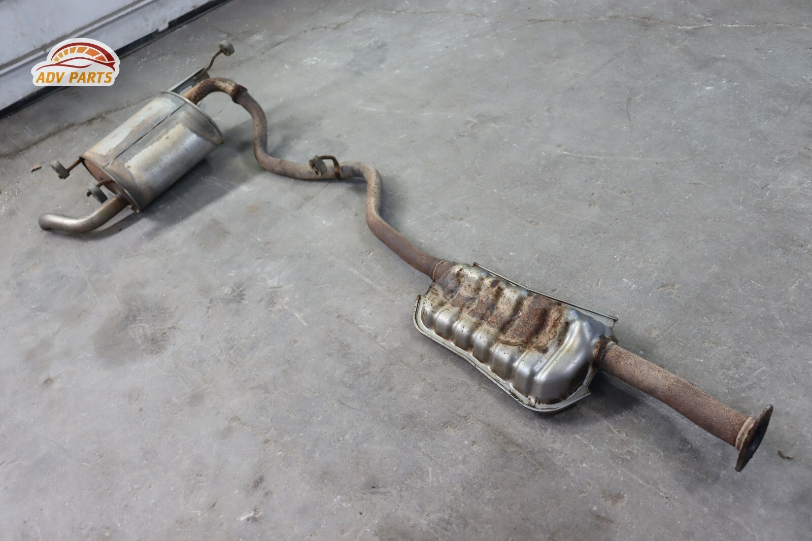 SUBARU XV CROSSTREK 2.0L EXHAUST SYSTEM REAR MUFFLER & PIPE OEM 2013