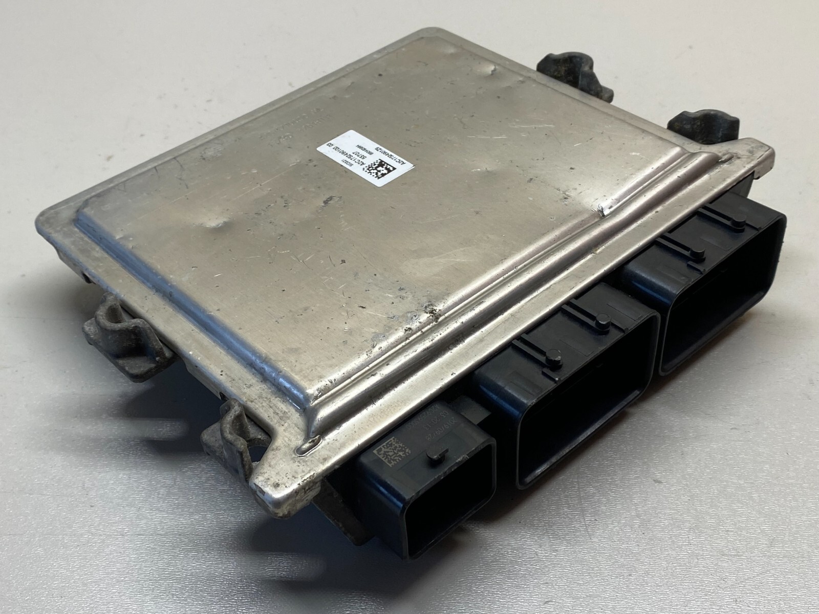 Renault Master Mk3 2.3 Engine Control Module 237103906s 
