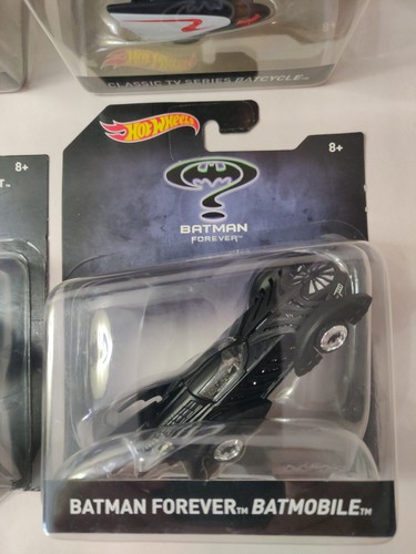 Hot Wheels Collectors BATMAN Vehicles (CosBman1310) - Picture 5 of 21