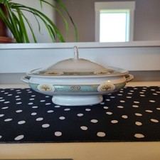 Vintage Johnson Brother  JB7 Flower Baskets Square Covered Vegetable Dish
