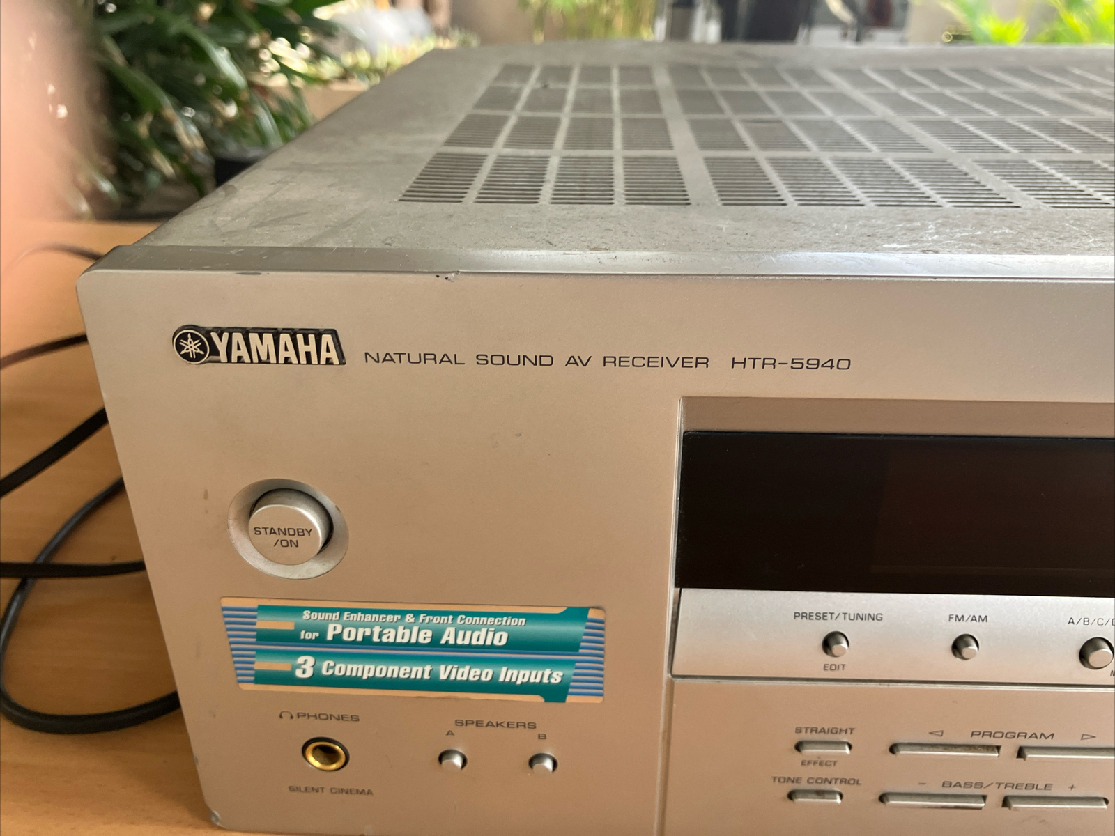 Yamaha HTR 5940 6.1 Channel 105 Watt Receiver eBay