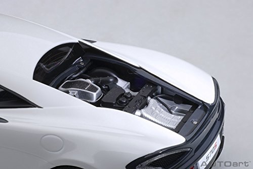 AUTOart 1/18 McLaren 570S White Finished Product 76041 - Picture 5 of 7