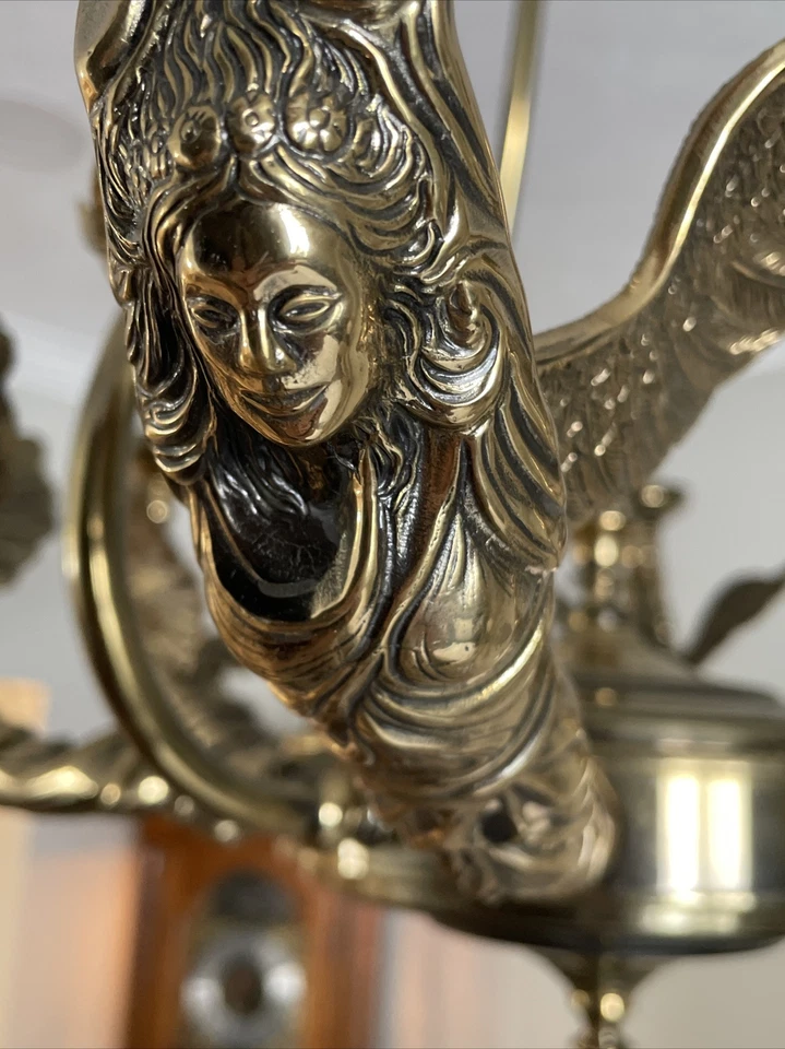 1960s Regency Style 6 Angels Brass Chandelier 26" Diameter - Image 3 of 4