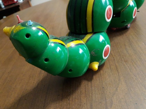 Cragstan Wacky Worm with Key 1964 vintage 60s funky toy - Picture 6 of 19