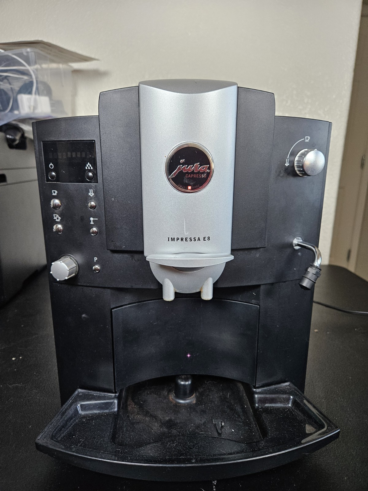 Jura Impressa E8 Super Auto Espresso Coffee Machine - POWERS