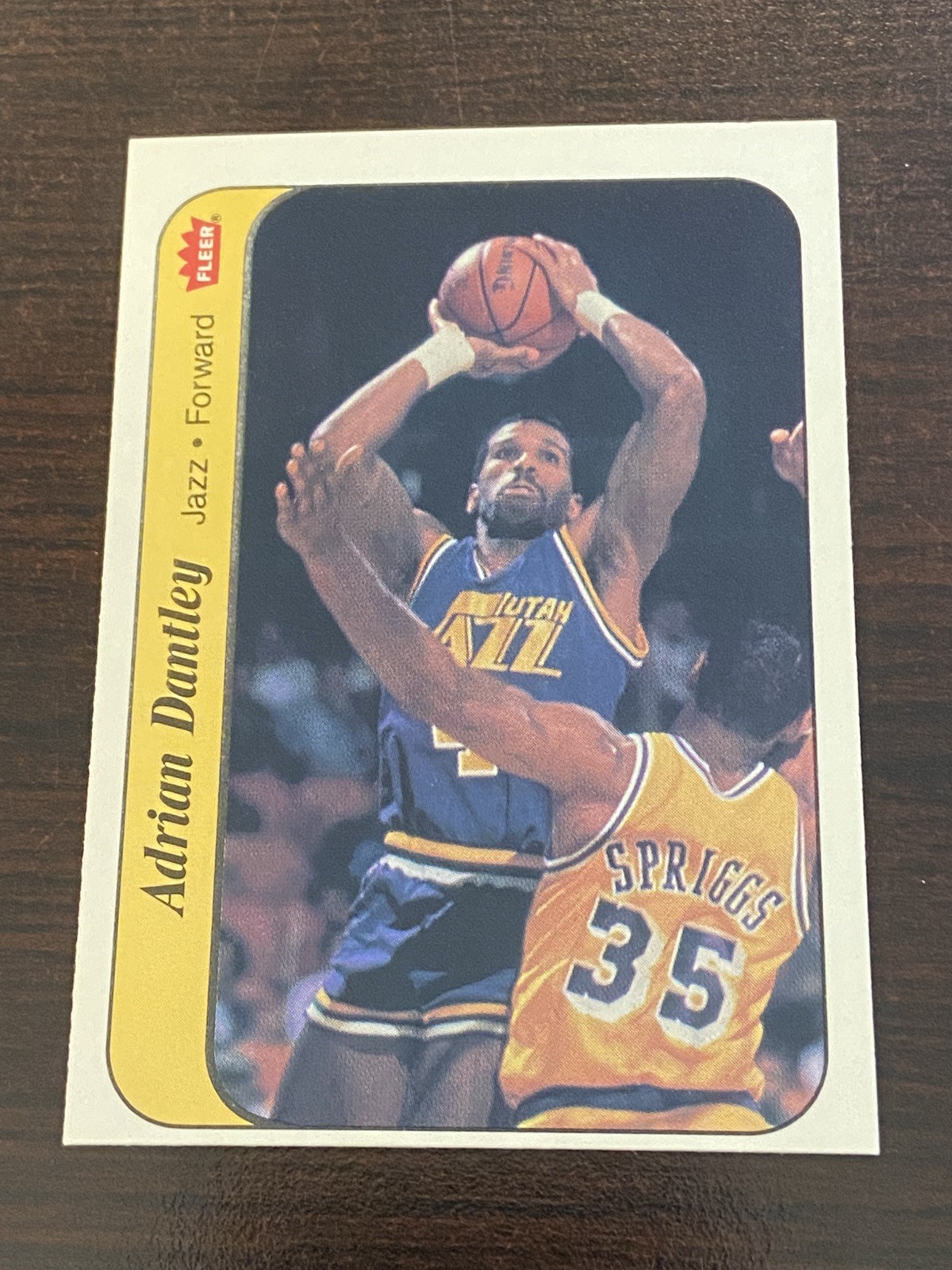 1986-87 Fleer Stickers Adrian Dantley #3, Sharp Corners!