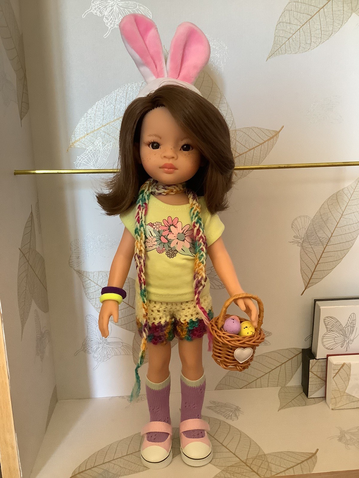 Poupée Liu Paola Reina Collector relookée Petit Lapin en vinyle de 32 cm