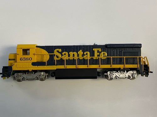Locomotora diésel Bachmann escala HO Santa Fe 6380 | Zustand: Used