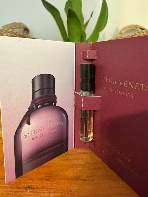 BOTTEGA Veneta Eau De Velours Sprays .04oz X 48 for sale online | eBay