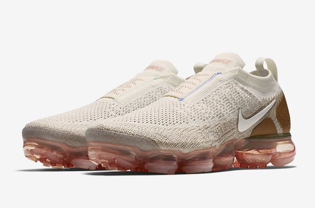 moc 2 nike