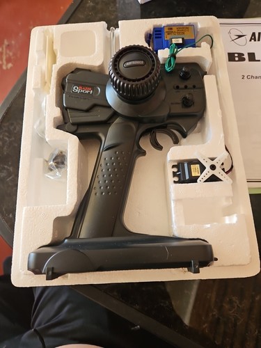 New Sanwa Blazer Sport 2 Channel 75MHz Pistol Grip Remote - Picture 6 of 9