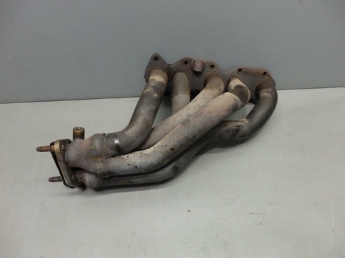 VW Passat 3B Variant 2,3 AGZ Abgaskrümmer Krümmer 071253017B