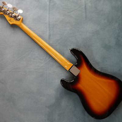 Fender Made in Japan HAMA OKAMOTO Precision Bass 3-Color Sunburst