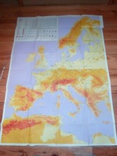 carte routière un peu ancienne - BP -EUROPE  -  échelle 1/520 000 - c