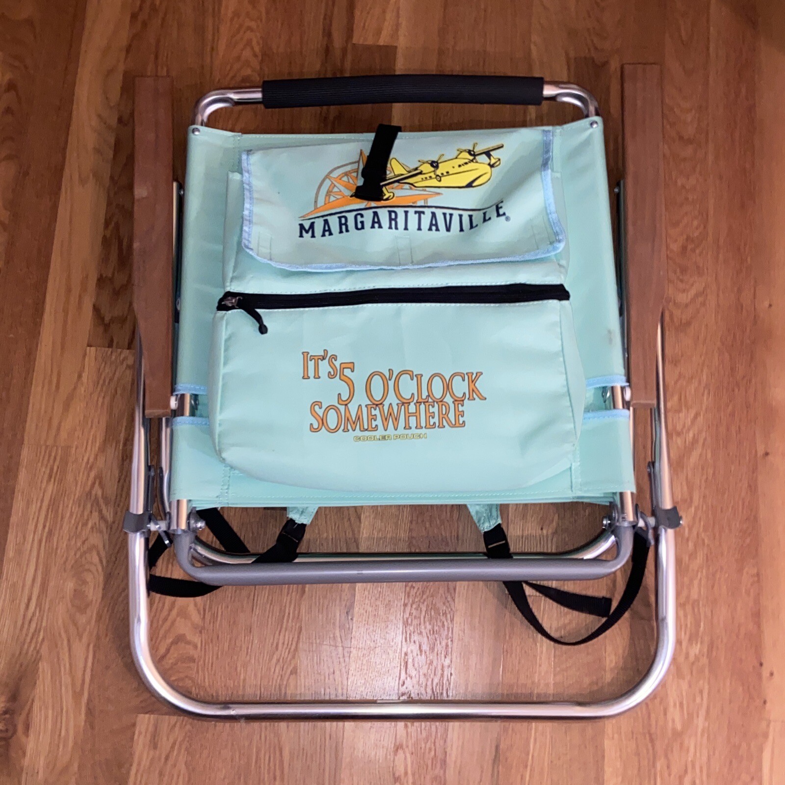 Margaritaville Backpack Cooler Beach Chair Hardwood Arms Mint Very RARE