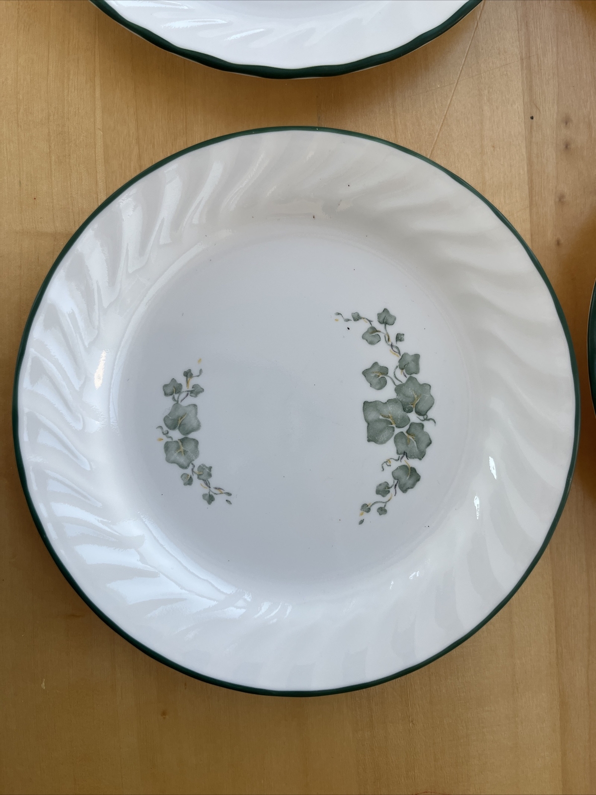 1 Corelle CALLAWAY GREEN IVY SWIRL Salad Dessert Bread PLATE 7 1/4