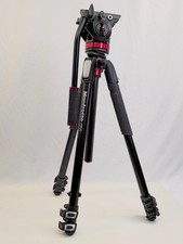 Manfrotto MVH502AH Fluid Head on 055 Tripod