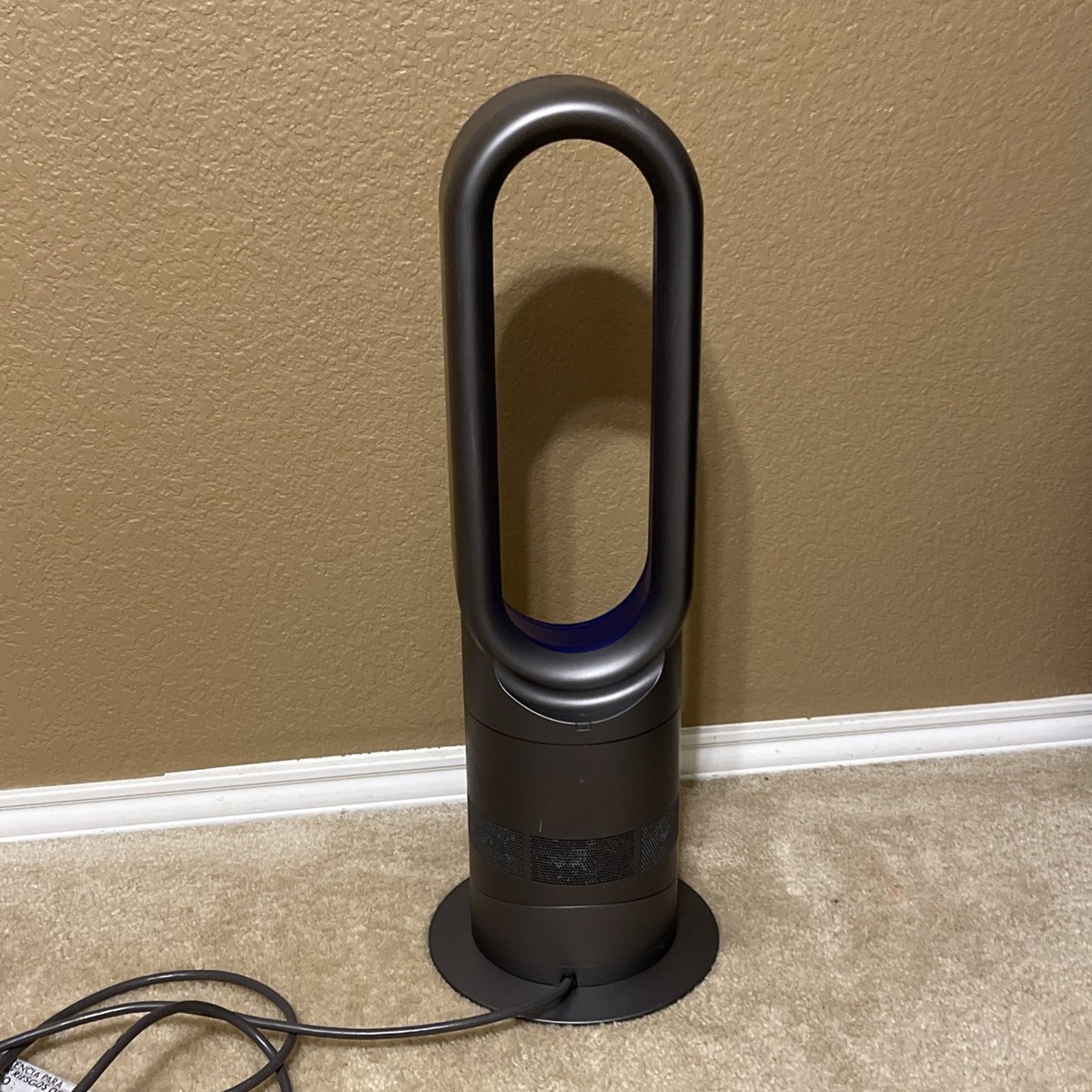 dyson hot ＋ cool AM05 Amazon.com: Dyson AM05 Hot + Cool Fan Heater, Blue : Home