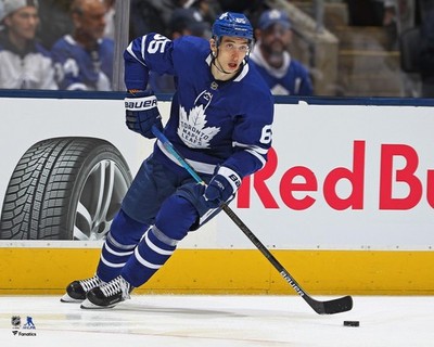 Ilya Mikheyev Toronto Maple Leafs Unsigned Blue Jersey Skating 16'' x 20'' Photo