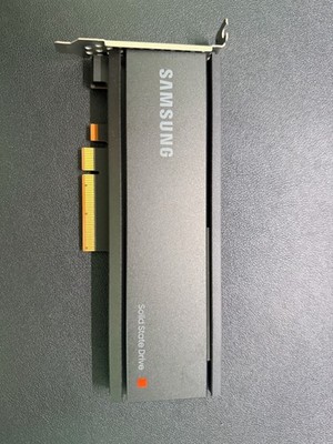 Samsung PM1735 1.6TB SSD HHHL PCIE 4.0 NVME Solid State Drive MZ-PLJ1T60